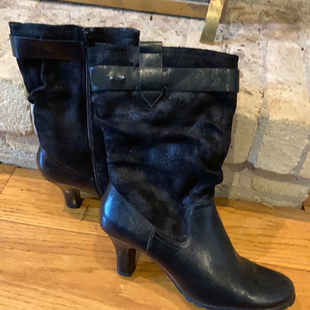 A2 mid calf boots